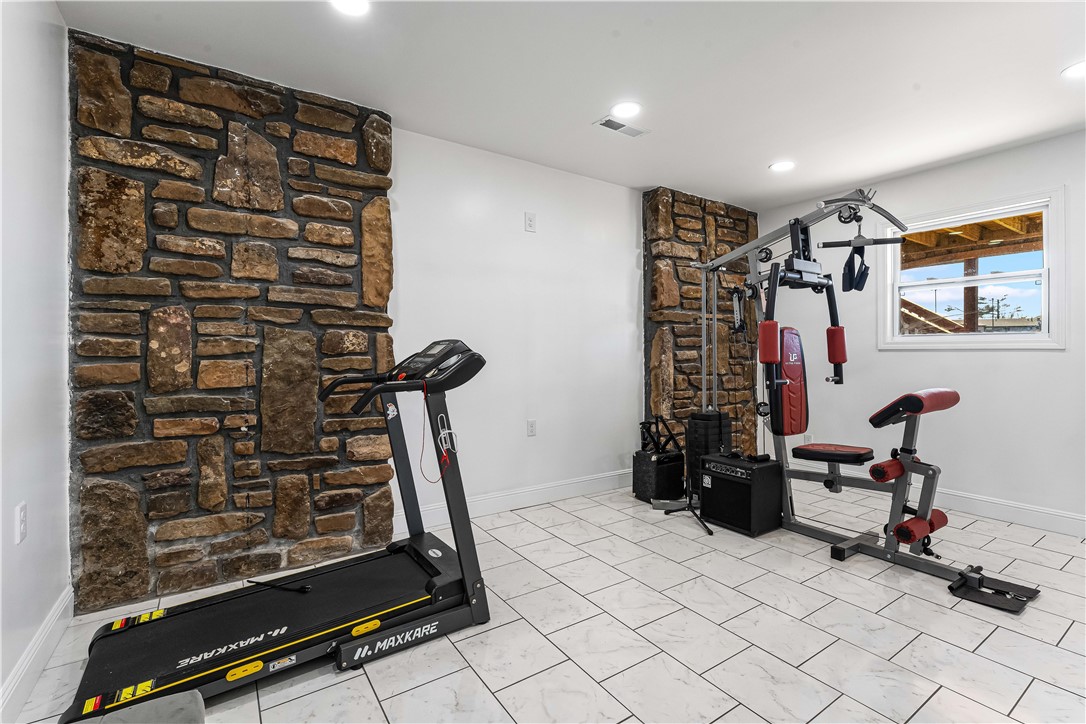 Chateau Terrace Unit 1 Ph 1 Rogers - Residential