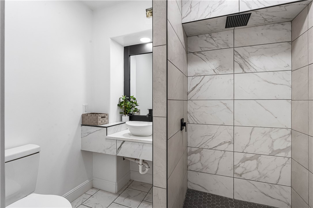Chateau Terrace Unit 1 Ph 1 Rogers - Residential
