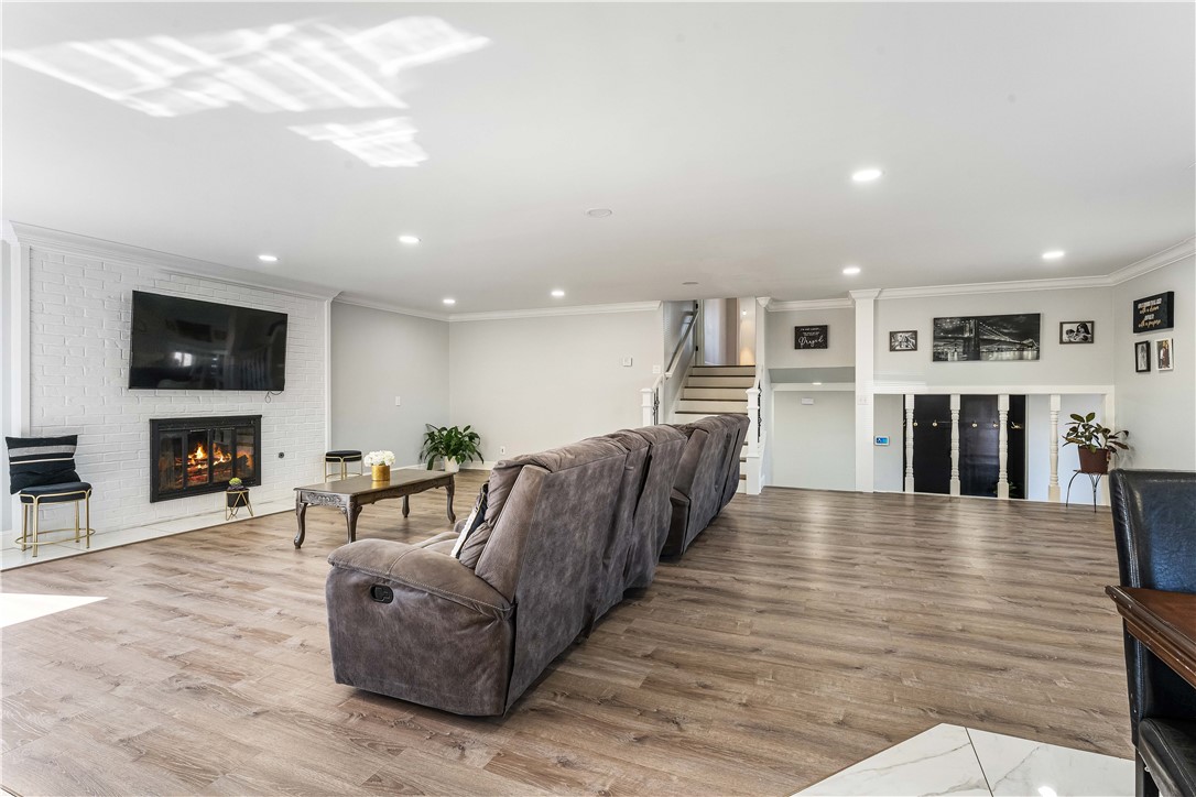 Chateau Terrace Unit 1 Ph 1 Rogers - Residential