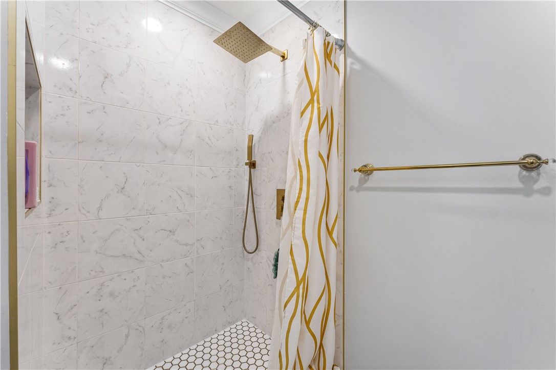 Chateau Terrace Unit 1 Ph 1 Rogers - Residential