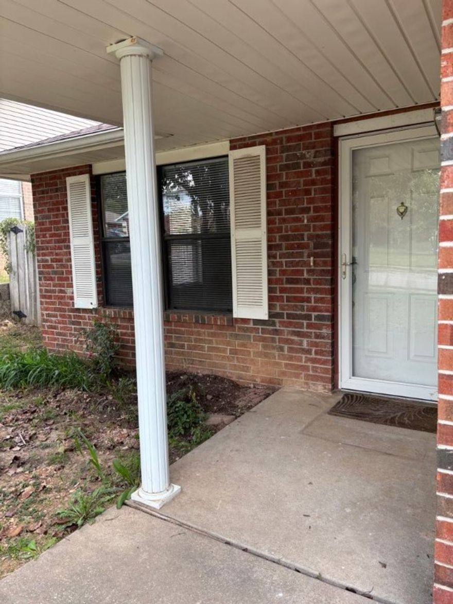 Great Location near trails in the Fayetteville School District.  Property has been refreshed with new paint and new flooring.  2 Bedrooms 1.5 baths with walk-in closets in both bed rooms. 1 Car garage. No Pets and No Smoking!