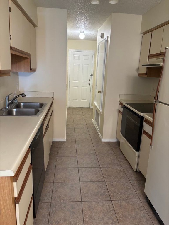 Lenham Heights Sub - Residential Lease