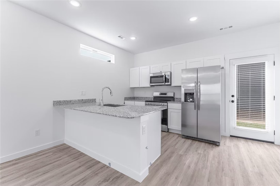 FEATHERSTON WEST SUB PH 1-CENTERTON - Residential