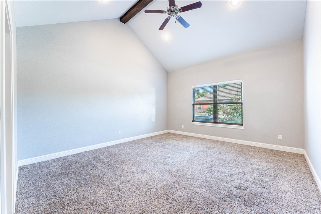 Three Oaks Twnhms Horiz Prop Regime - Residential Lease