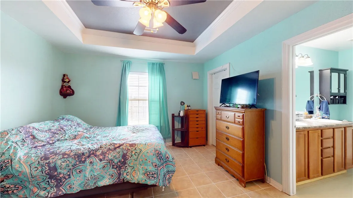 Centerton, Arkansas 72719, United States, 3 Bedrooms Bedrooms, ,2 BathroomsBathrooms,Residential,Pending,12405