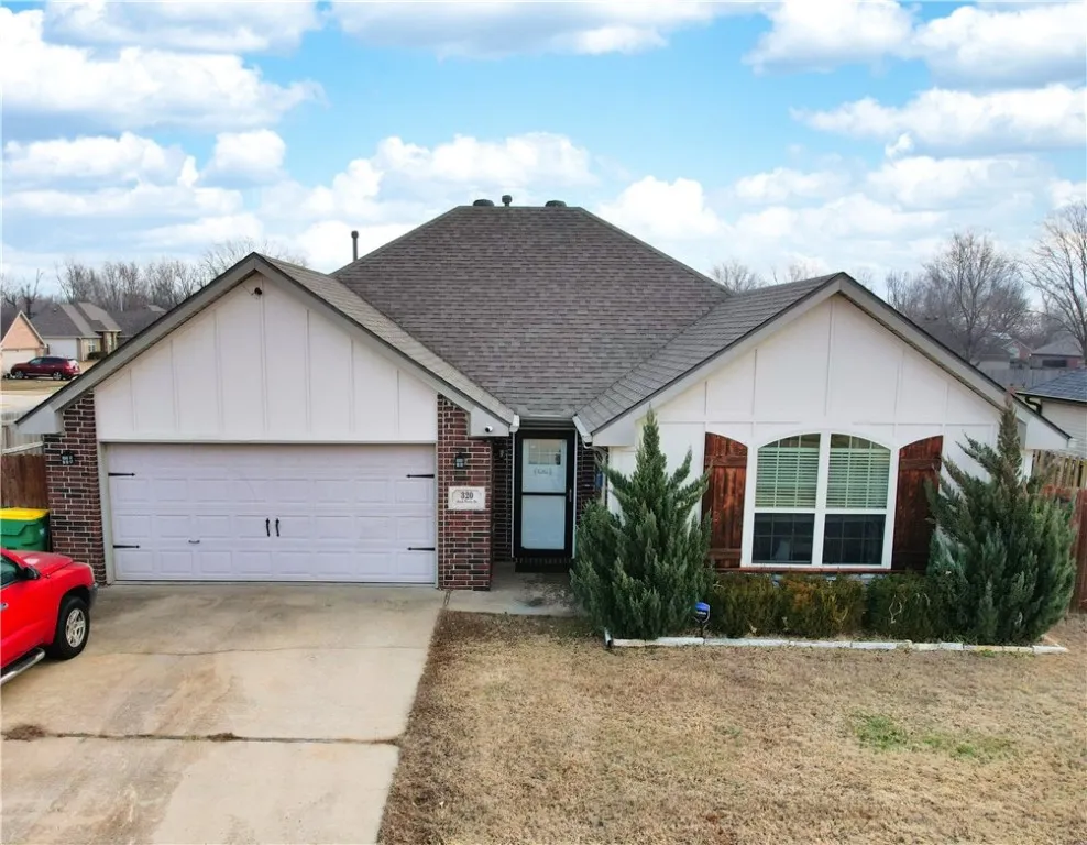 Centerton, Arkansas 72719, United States, 3 Bedrooms Bedrooms, ,2 BathroomsBathrooms,Residential,Pending,12405