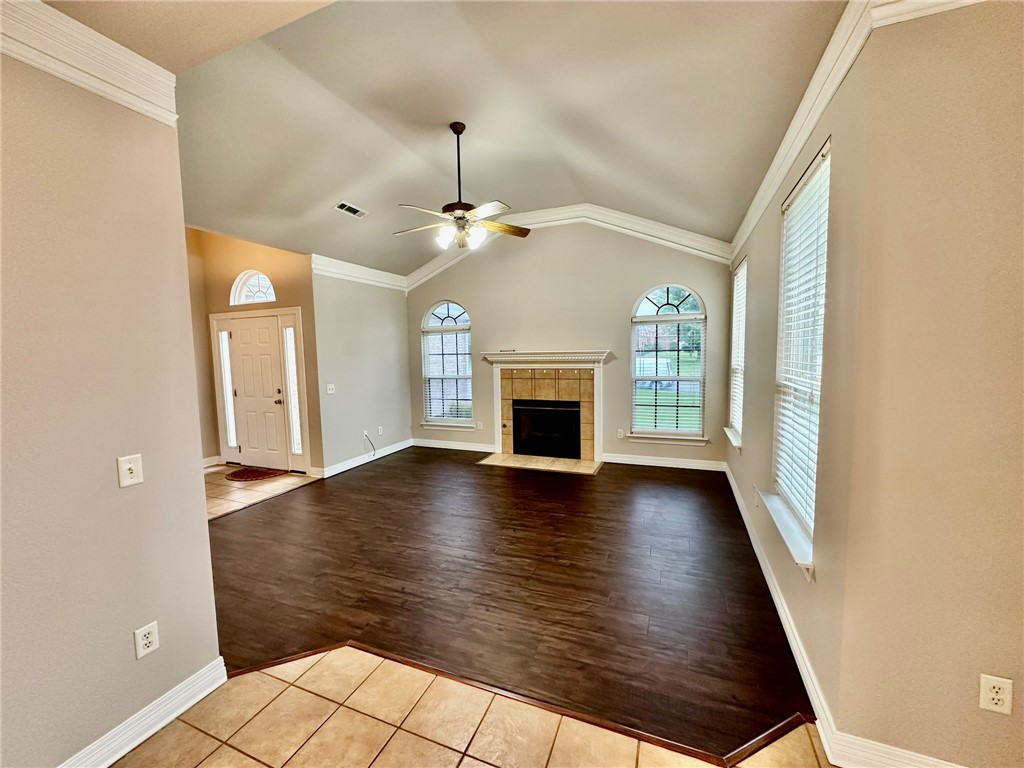 Eagle Crest Sub Springdale - Residential Lease