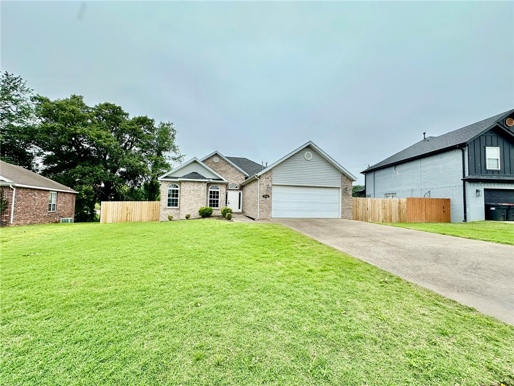 Eagle Crest Sub Springdale - Residential Lease