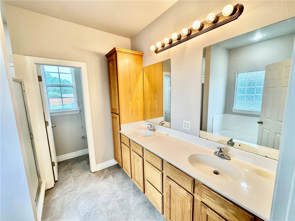 Eagle Crest Sub Springdale - Residential Lease
