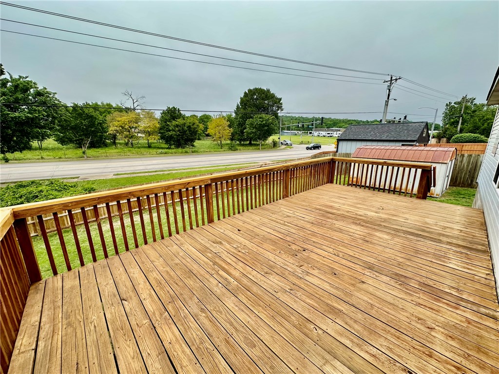 Eagle Crest Sub Springdale - Residential Lease