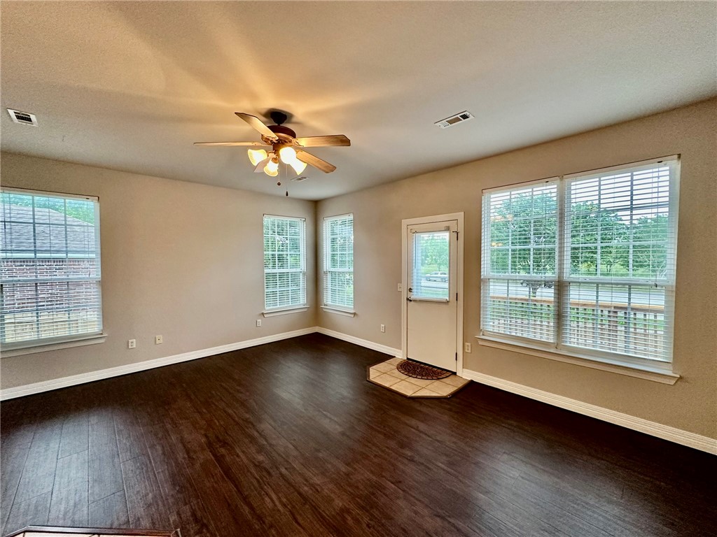 Eagle Crest Sub Springdale - Residential Lease