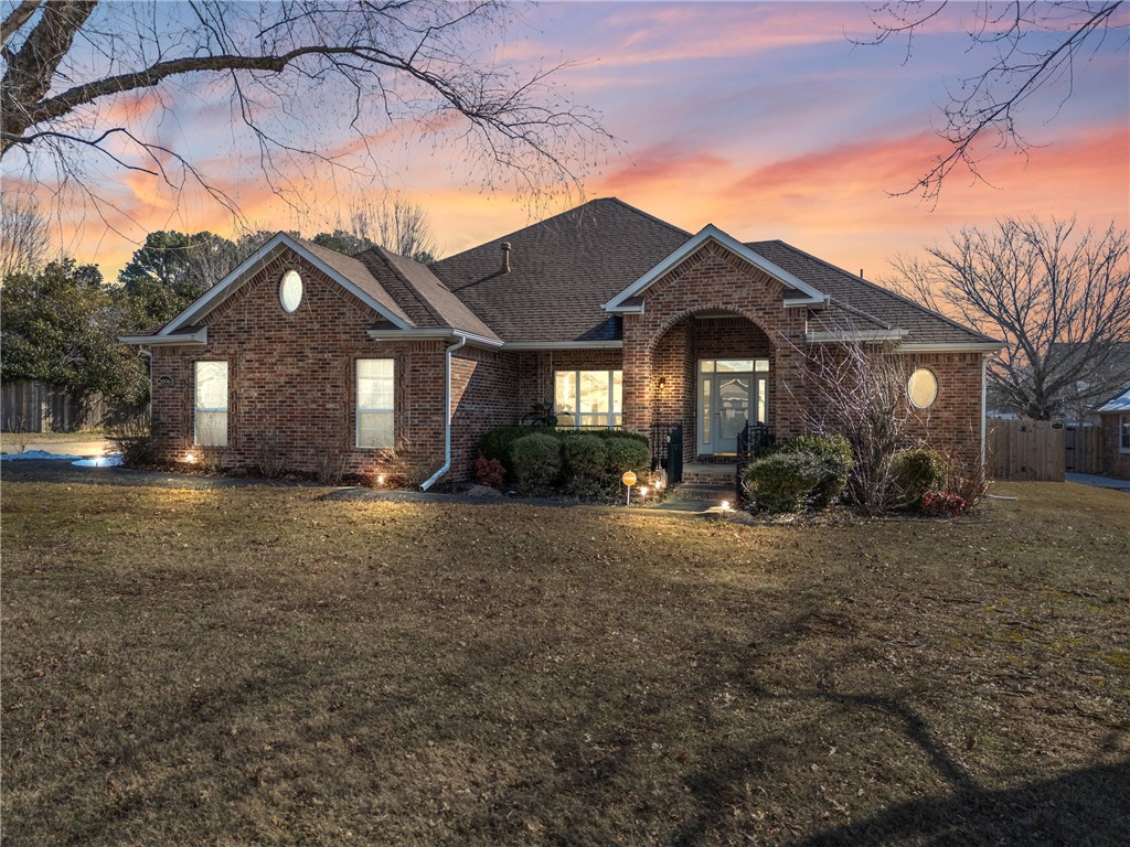 Beautiful older home in one of Fayetteville's most desirable neighborhoods. 3 bed 2 bath with double sided fireplace. all brick 2,016 Sq Ft home. Near schools, Vandergriff Elementary 3/4 mile and McNair Middle school 3/4 miles, Fayetteville High School just 4 miles away, University of Arkansas only 5.1 miles. Near shopping, .36 acre fenced lot fence replaced 2022, Deck replaced February 2025, new roof 2019.