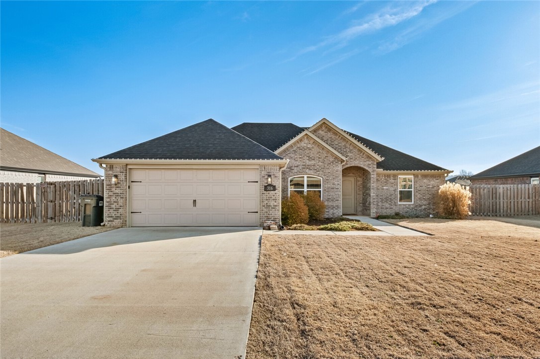 Welcome to this stunning, single-owner home built in 2021, offering a perfect blend of modern design and thoughtful functionality. Boasting an open and airy floor plan, this property features 3 spacious bedrooms, 2 full baths, and a versatile area ideal for a dining room, office, or study.
The kitchen is equipped with sleek stainless steel appliances, making meal prep a breeze. The master suite is a true retreat, complete with double sinks, a luxurious jetted tub, a walk-in shower, and a spacious closet.
Step outside to enjoy the covered patio and large backyardāperfect for gatherings or peaceful evenings. Smart home conveniences include a Nest thermostat and Ring doorbell, both conveying with the property.
Donāt miss this immaculate home located in the desirable Farmington school district. Schedule your showing today and make this beautiful house your next home!