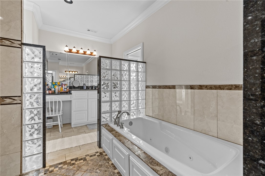 Waterford Estates At Hissom Ranch - Residential