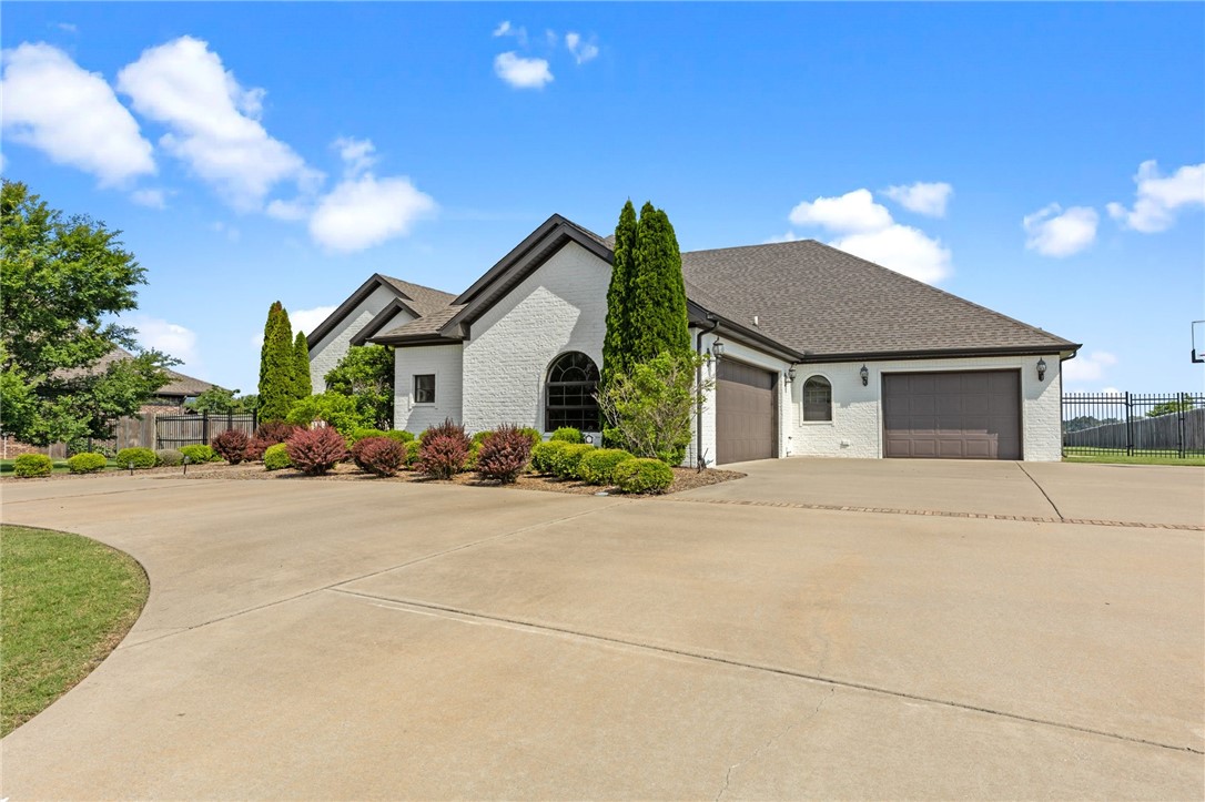 Waterford Estates At Hissom Ranch - Residential