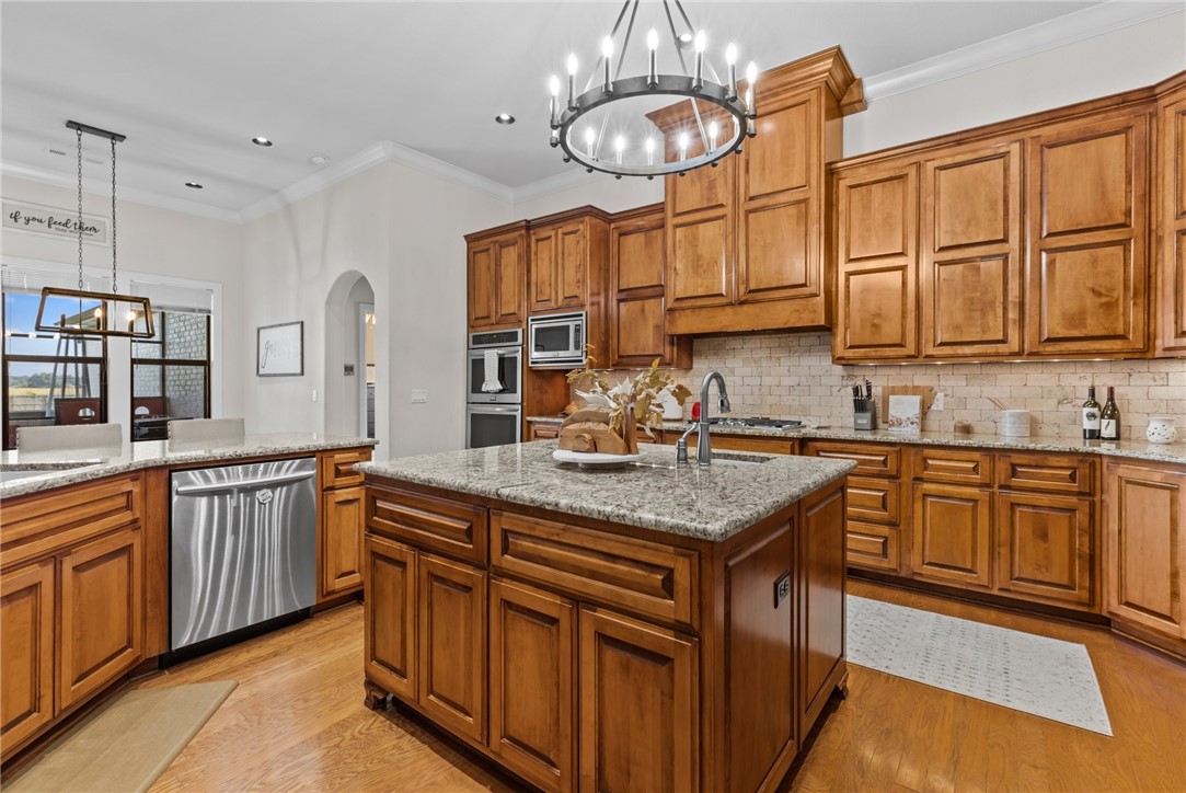 Waterford Estates At Hissom Ranch - Residential