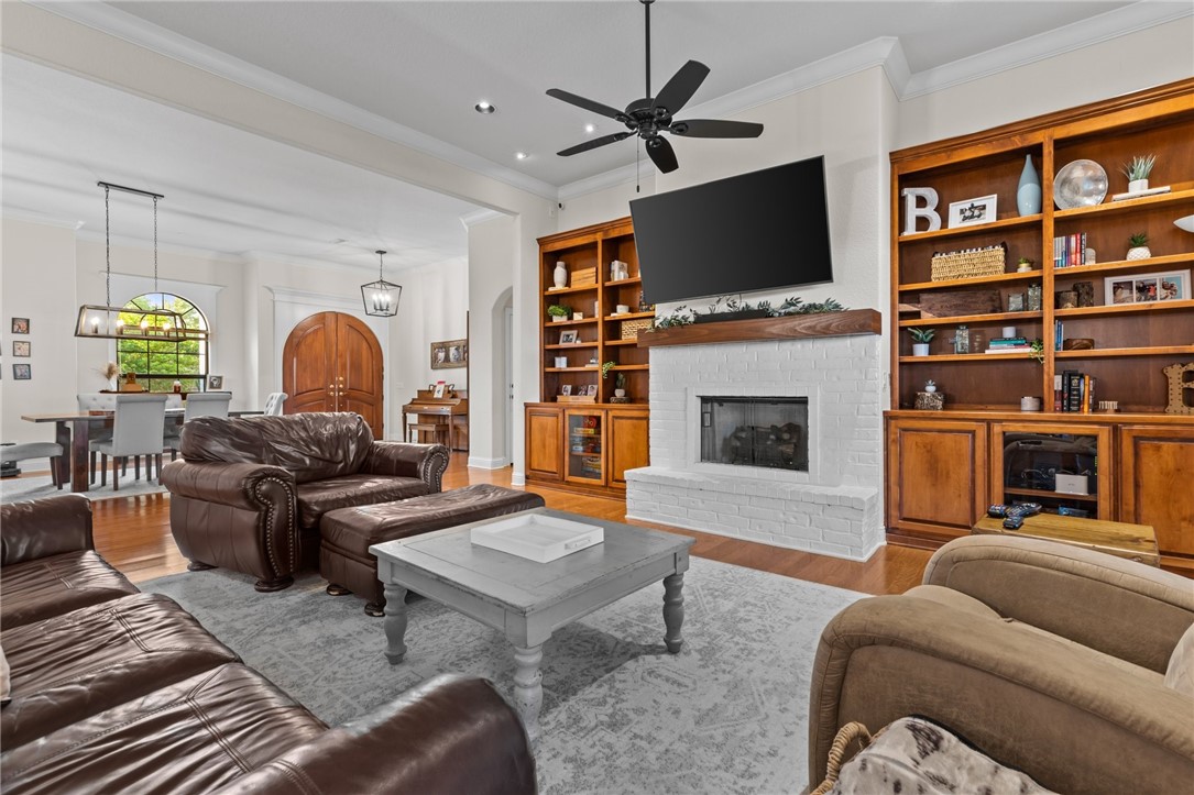 Waterford Estates At Hissom Ranch - Residential