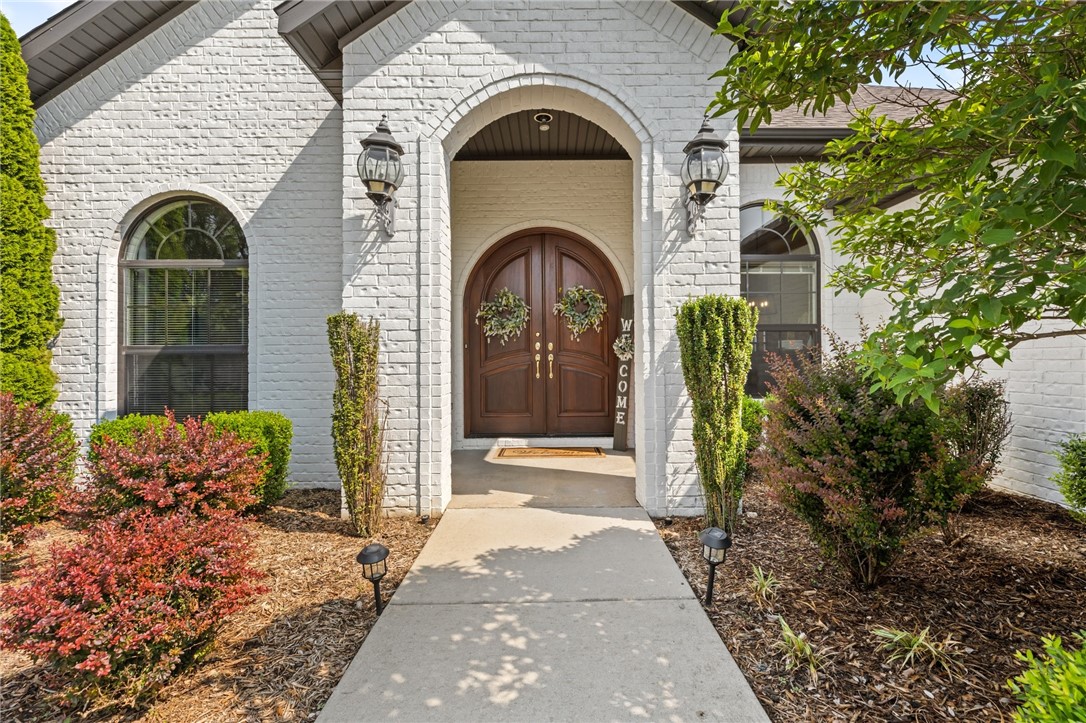 Waterford Estates At Hissom Ranch - Residential