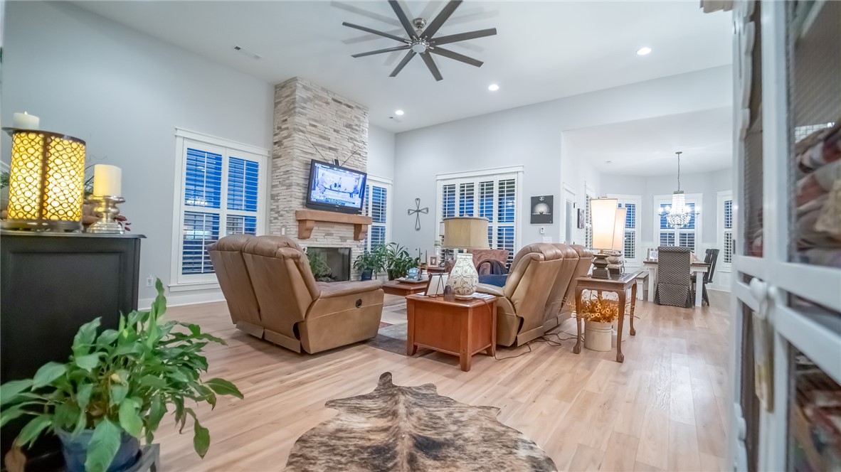 Tontitown Outlots - Residential