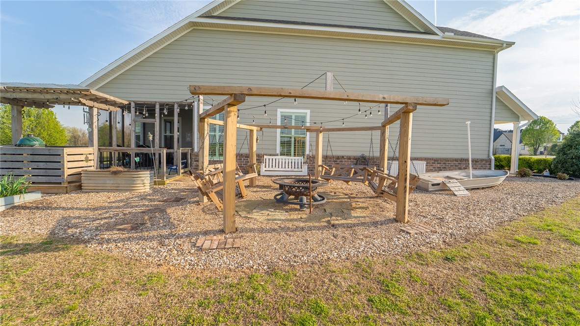 Tontitown Outlots - Residential