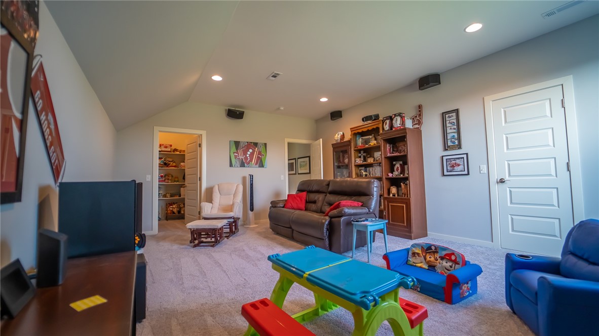 Tontitown Outlots - Residential