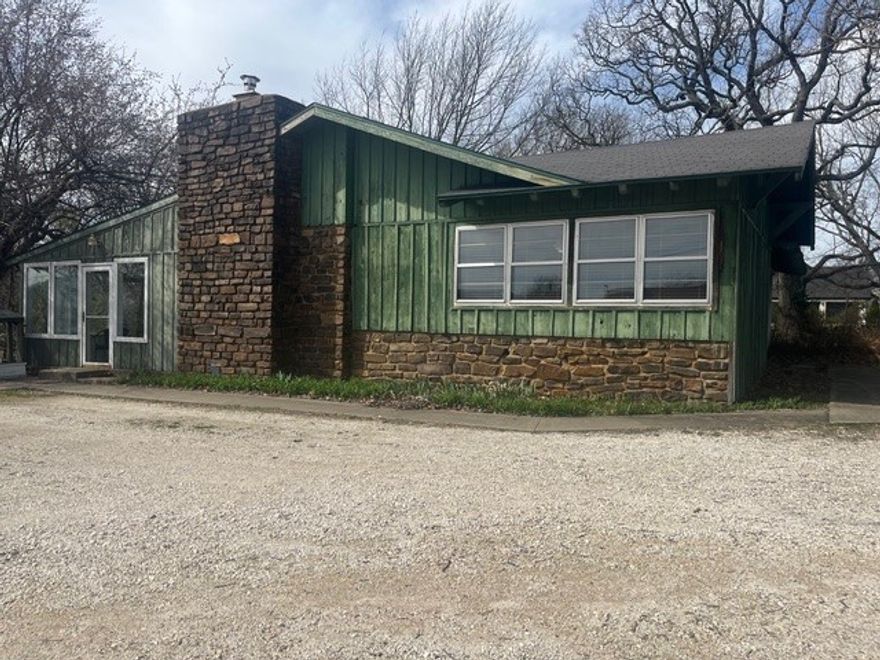 Charming 3BR/1BA with Sunroom, Mudroom and Dining room. Fully fenced backyard. Gardens and flower beds. Easy access to shopping and schools. Landlord pays water.