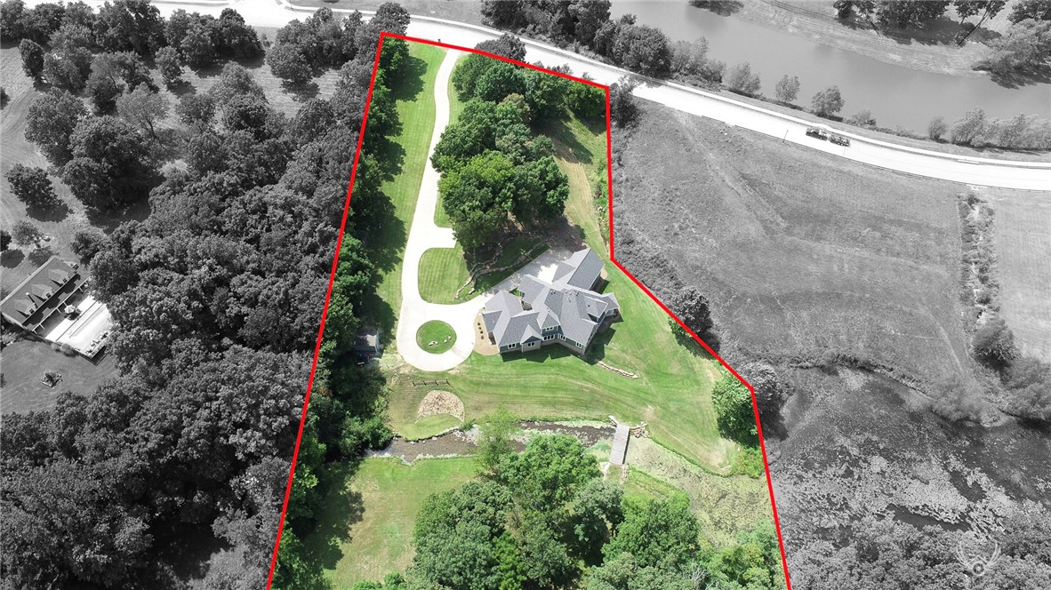 Woods Creek - Residential