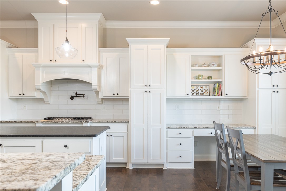 Waterford Estates At Hissom Ranch - Residential