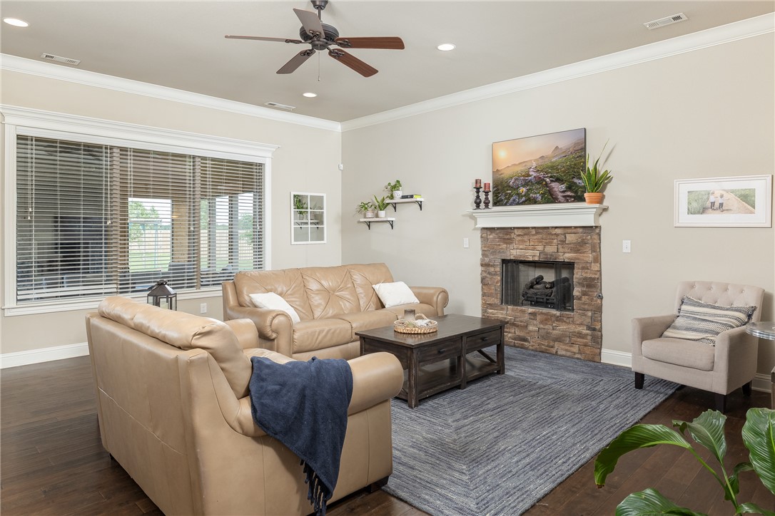 Waterford Estates At Hissom Ranch - Residential