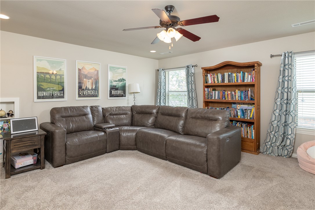 Waterford Estates At Hissom Ranch - Residential