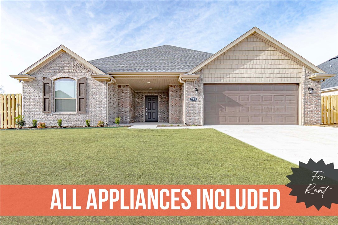 New, brick home in Fayetteville! Living room boasts cozy, gas fireplace with hard surface flooring. Kitchen has a modern, American style with black pearl granite and spanish pecan cabinets. Master bed features tray ceiling with large soaker tub in the master bath. Large, sodded backyard! Don't wait!
