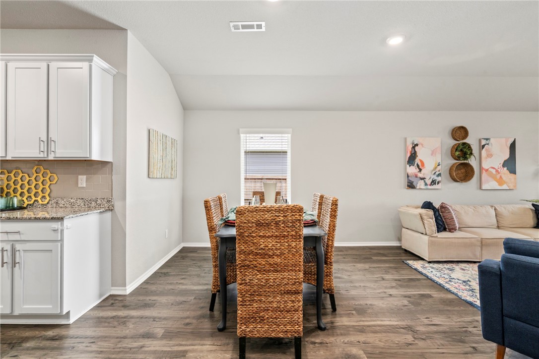 Pioneer Woods Sub Ph 4 Gentry - Residential
