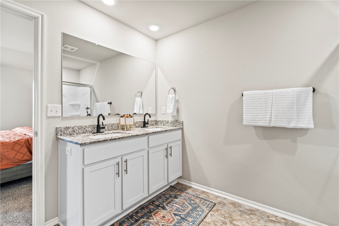 Pioneer Woods Sub Ph 4 Gentry - Residential