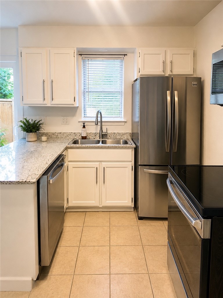 Foerster Add Rogers - Residential Lease