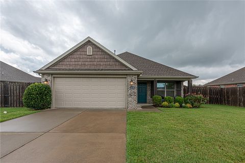 Photo of 4430 W Anthem Drive, Fayetteville, AR 72704 (MLS # 1355565)