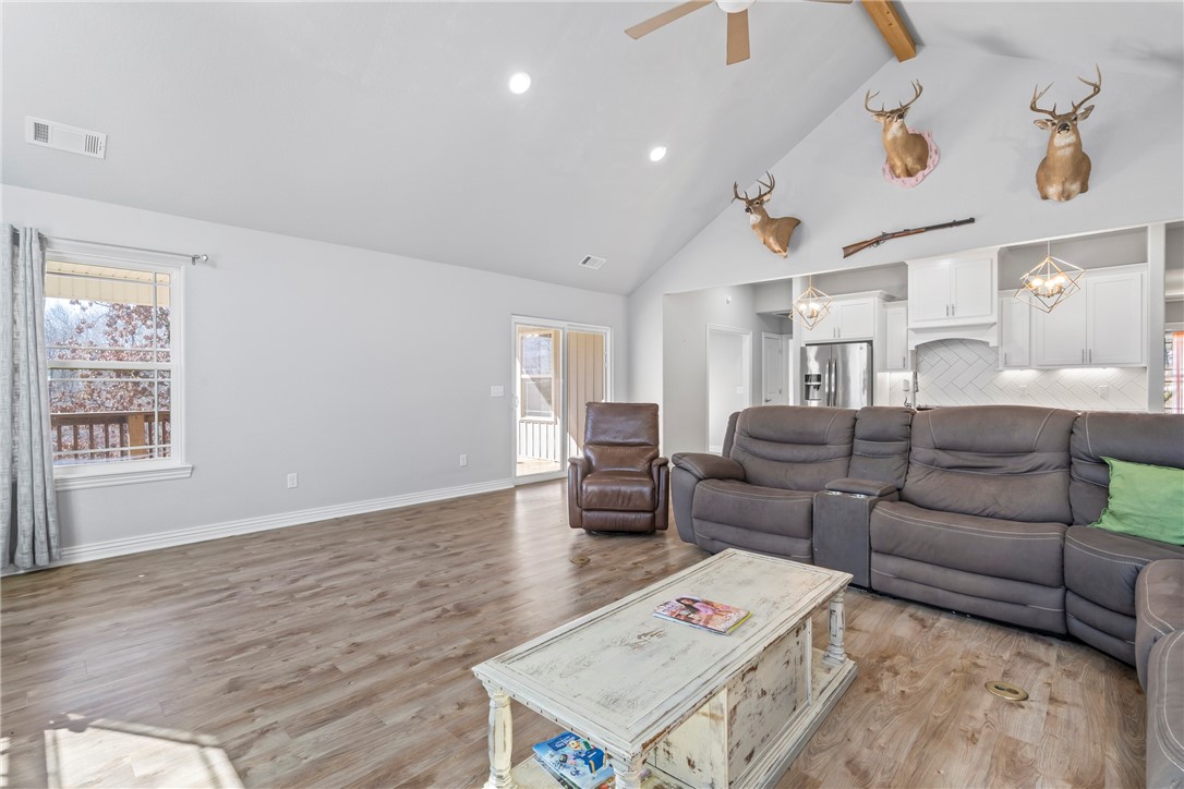 Elm Spgs Outlots - Residential