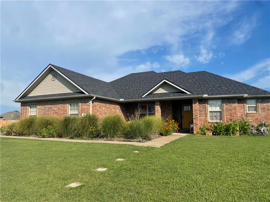 Welcome Home! Charming 3-bed, 2-bathroom home nestled on a spacious corner lot in a highly sought-after neighborhood near the Prairie Grove Water Park with a new roof in 2024! This well maintained, move-in ready home is the perfect space for your family to grow & enjoy. Featuring a well-designed split floor plan, the home offers a bright & airy feel with large bedrooms & ample storage throughout. The master suite is a true retreat, complete with a double vanity in the ensuite bath. The kitchen boasts modern appliances, a breakfast bar, & plenty of cabinet space, ideal for preparing meals & hosting guests. The two additional bedrooms provide flexibility, whether you need space for family, a guest room, or a home office. Step outside to the expansive, fully fenced backyard, perfect for outdoor activities & relaxation. The two-car garage provides added convenience & storage options. This home is a rare find, convenient, comfortable, & ready for immediate occupancy. Don't miss your chance to make it yours!