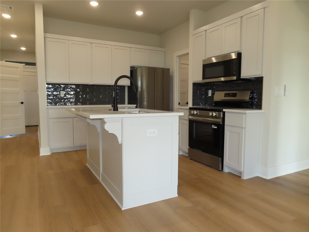 Crystal Cove Ph I - Residential Lease