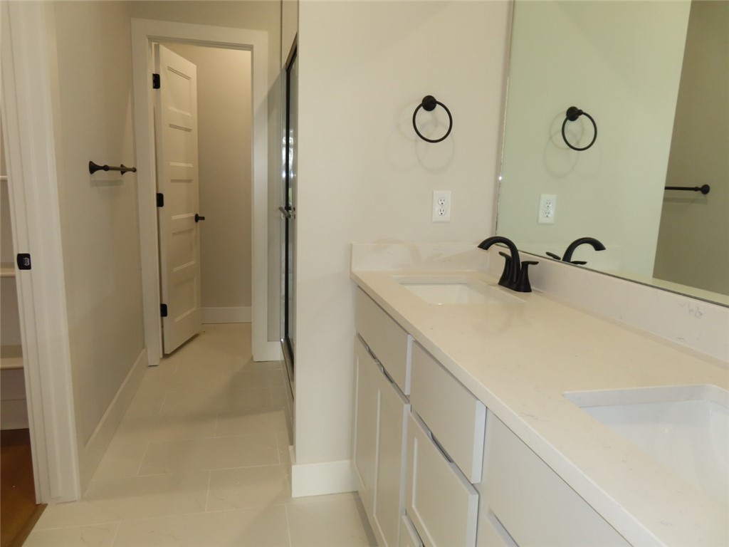 Crystal Cove Ph I - Residential Lease