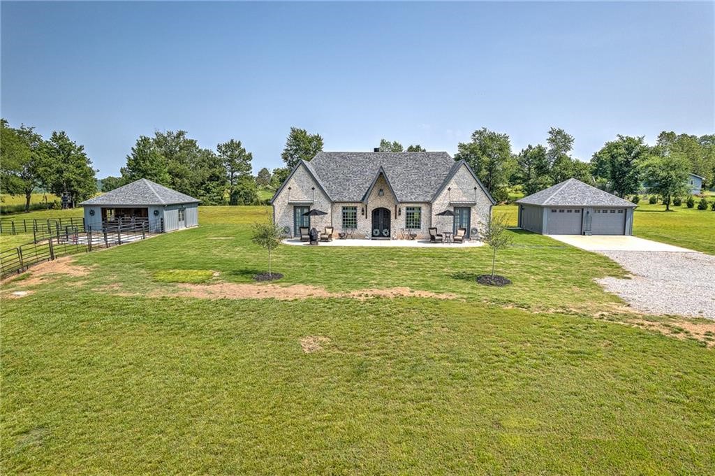 01-18-31-Cave Springs - Residential