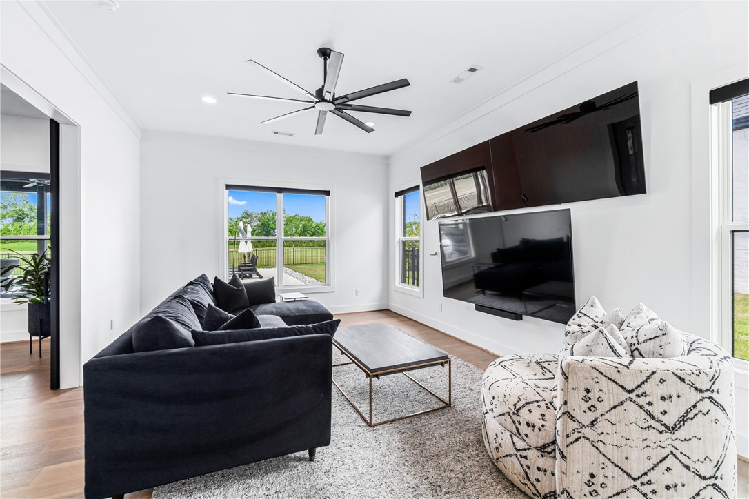 Shadow Valley - Residential