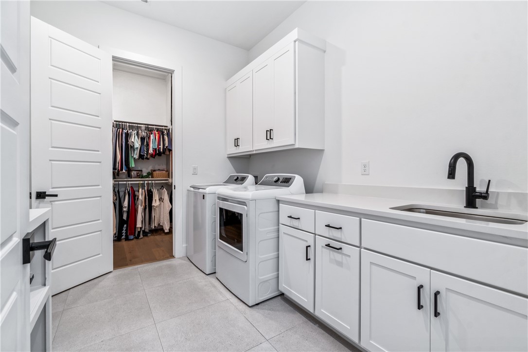 Shadow Valley - Residential