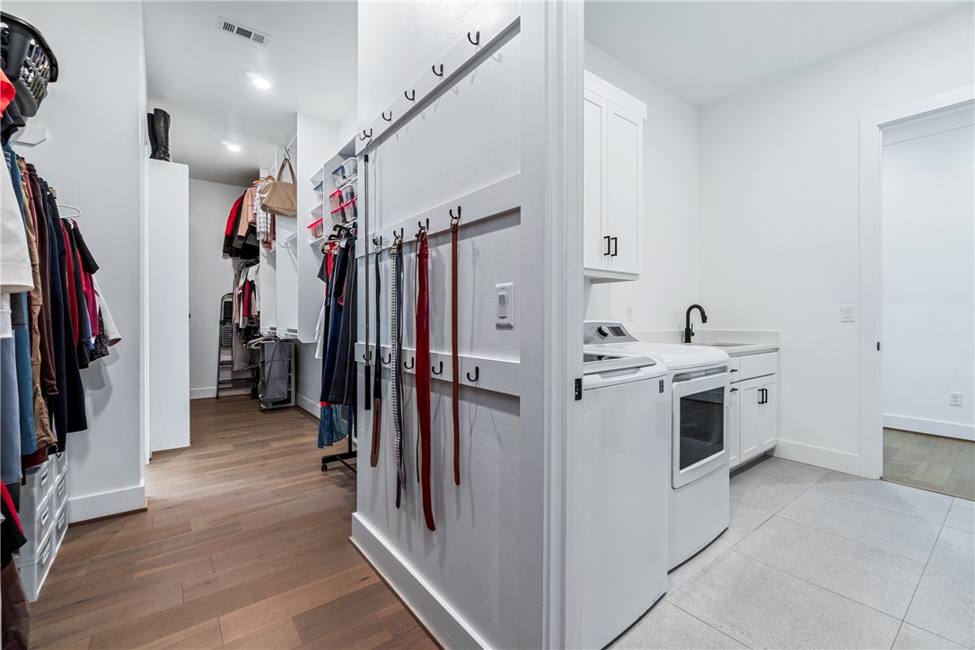 Shadow Valley - Residential