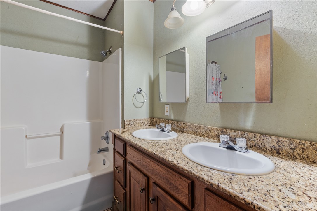 Royal Heights Add Bentonville - Residential