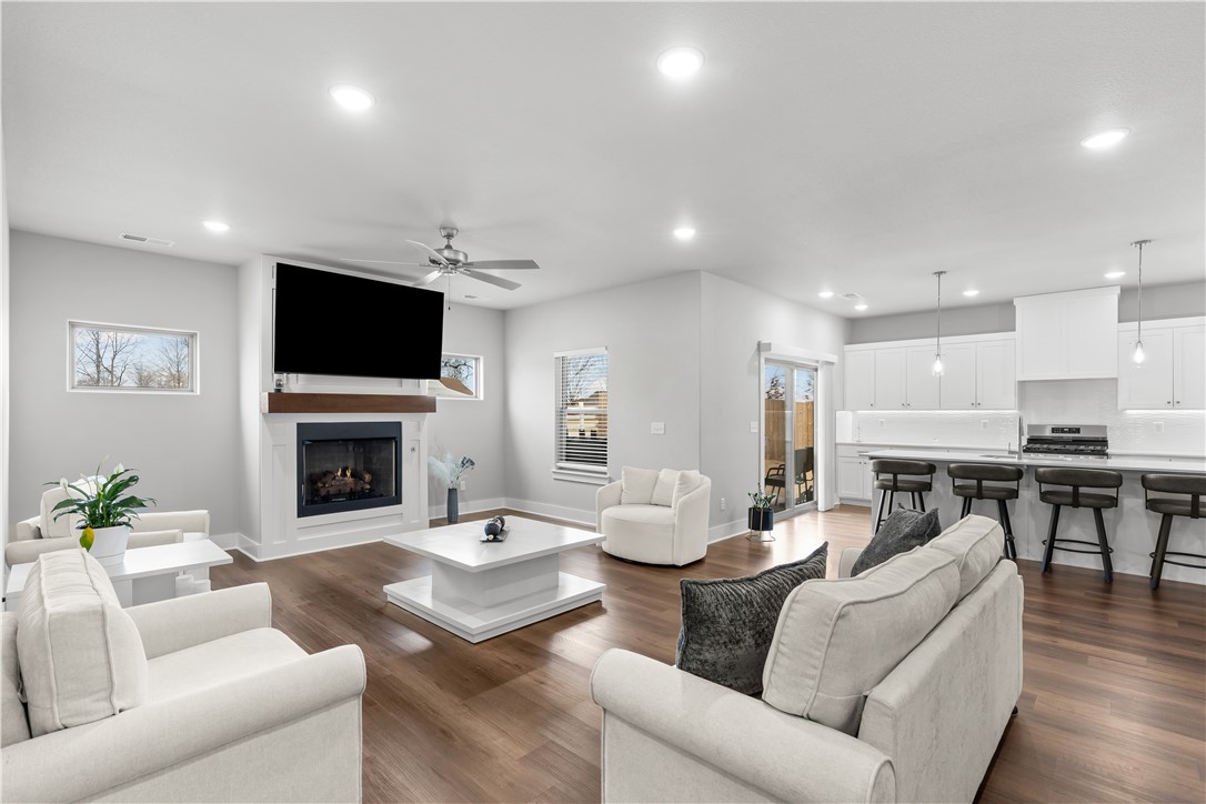 Sedona Rose Sub Ph I Pea Ridge - Residential