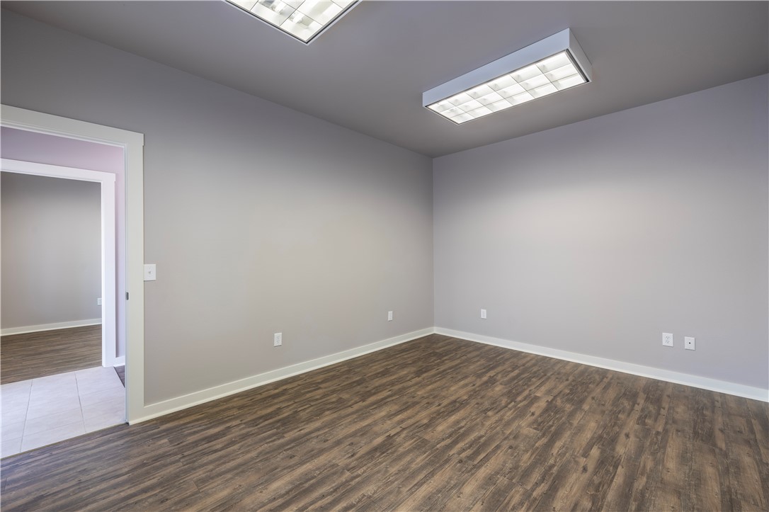Dunn & Davis Add Bentonville - Commercial Lease