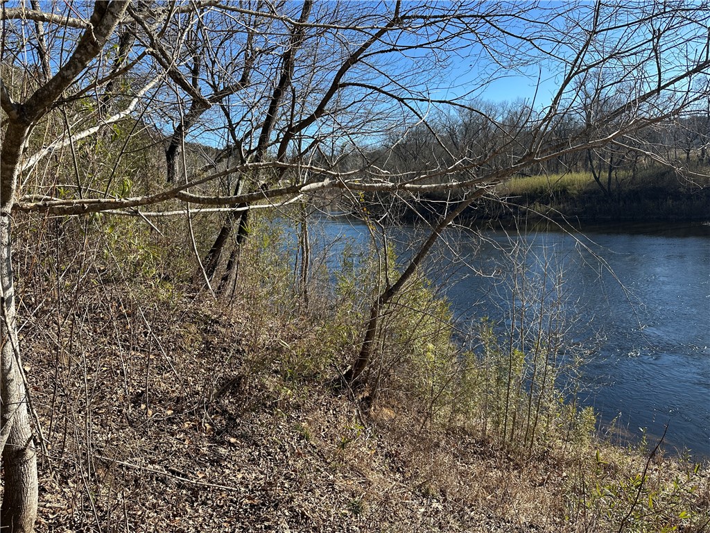 True North Team KW  LAND - Residential