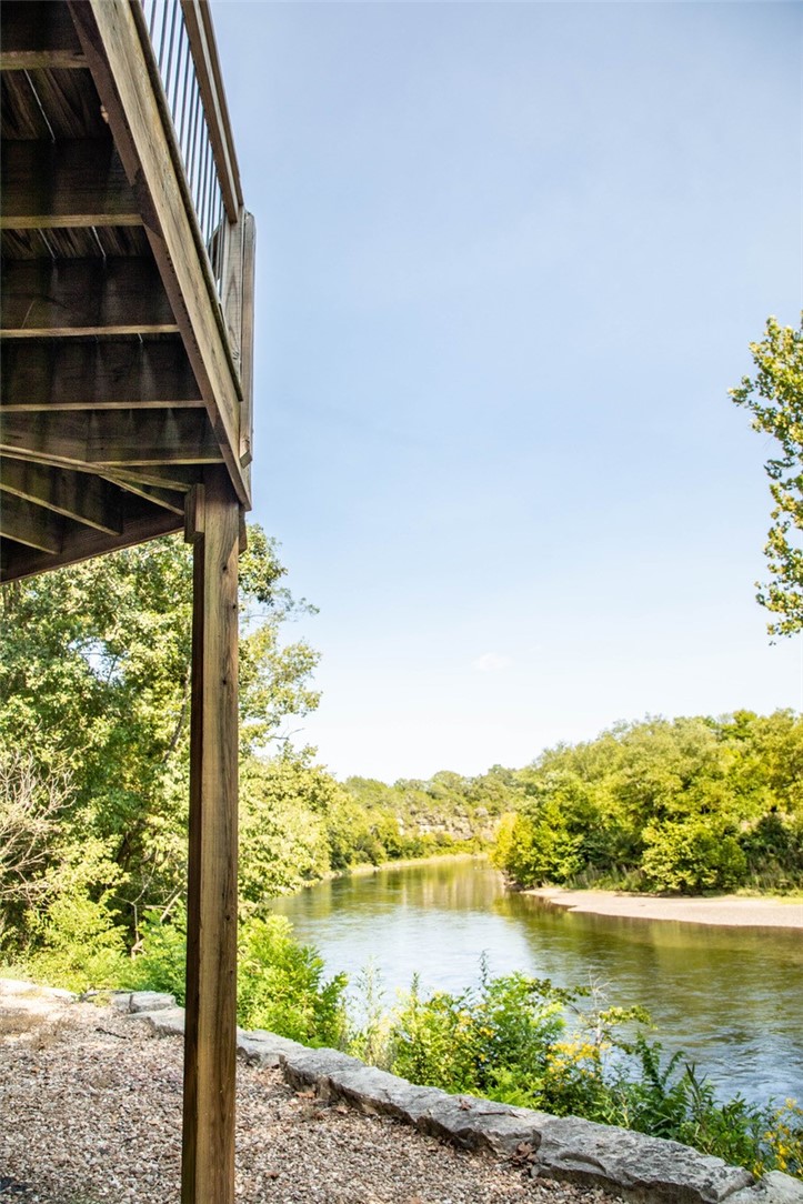 True North Team KW  LAND - Residential