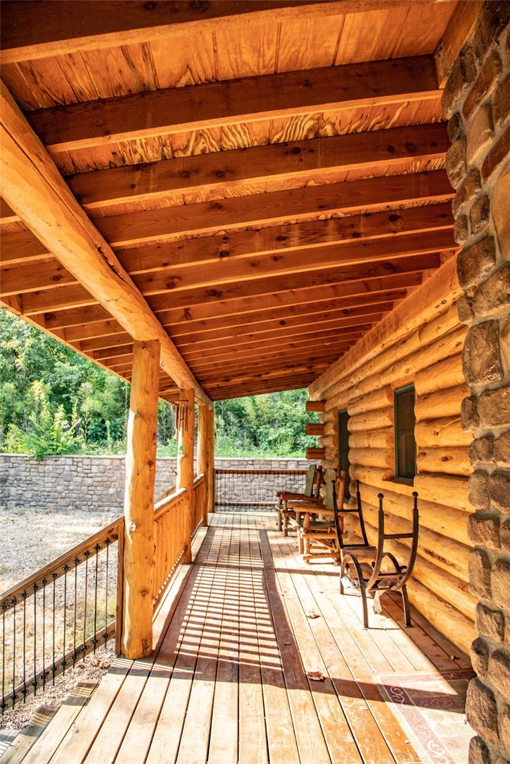 True North Team KW  LAND - Residential