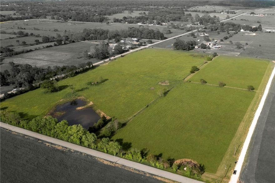 Beautiful level 30 acres in the hot market of Pea Ridge.  Perfect for subdivision with paved roads on two​​‌​​​​‌​‌​​​‌‌​​​‌‌‌​​‌​​‌‌​​​​ sides.